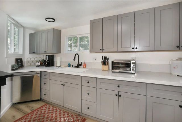 531 W Victoria Court, Lake Arrowhead, CA 92352