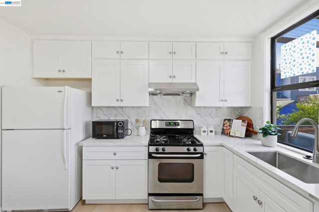 219 Jules Ave, San Francisco, CA 94112