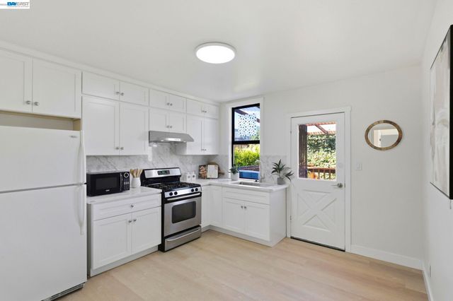 219 Jules Ave, San Francisco, CA 94112