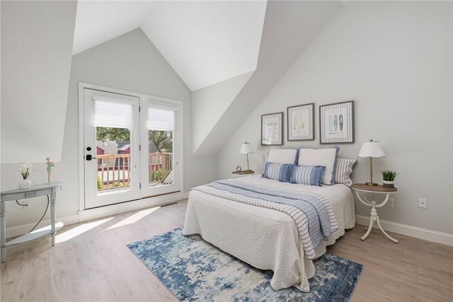 47 King Street 3, East Greenwich, RI 02818