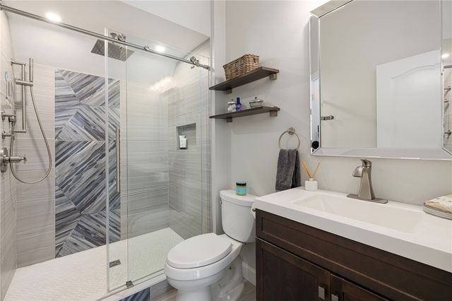 47 King Street 3, East Greenwich, RI 02818