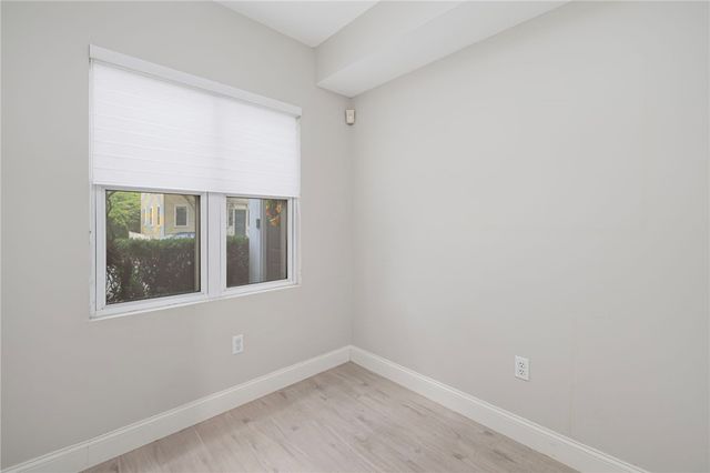 47 King Street 3, East Greenwich, RI 02818
