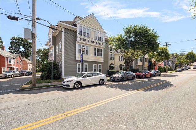 47 King Street 3, East Greenwich, RI 02818