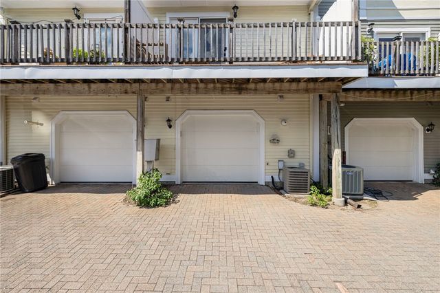 47 King Street 3, East Greenwich, RI 02818