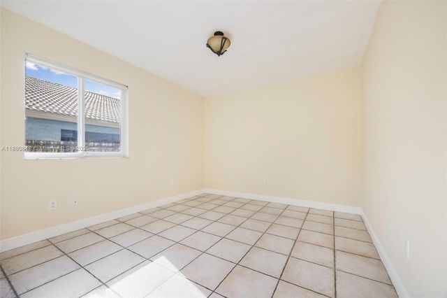 408 SE 6th St, Dania Beach, FL 33004