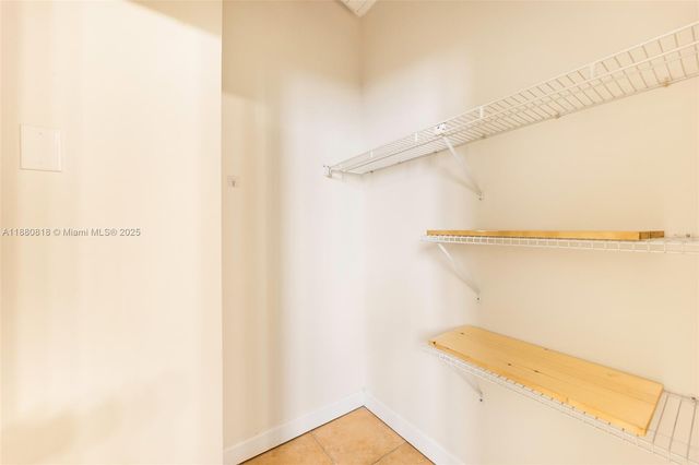 408 SE 6th St, Dania Beach, FL 33004