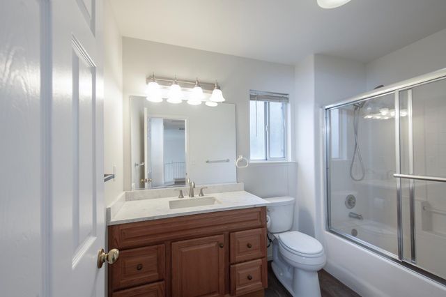 5314 W Ramona Avenue, Fresno, CA 93722