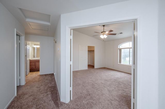 5314 W Ramona Avenue, Fresno, CA 93722