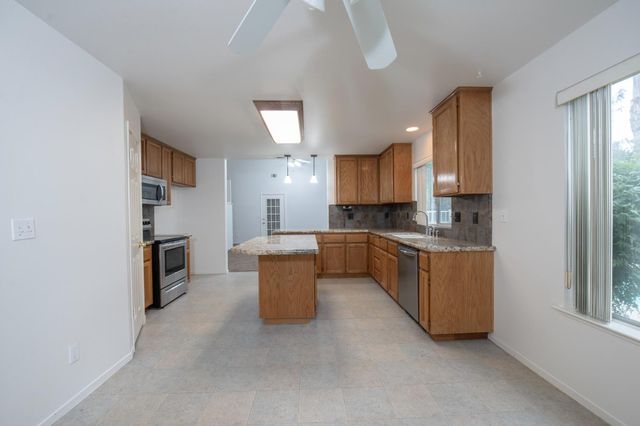 5314 W Ramona Avenue, Fresno, CA 93722