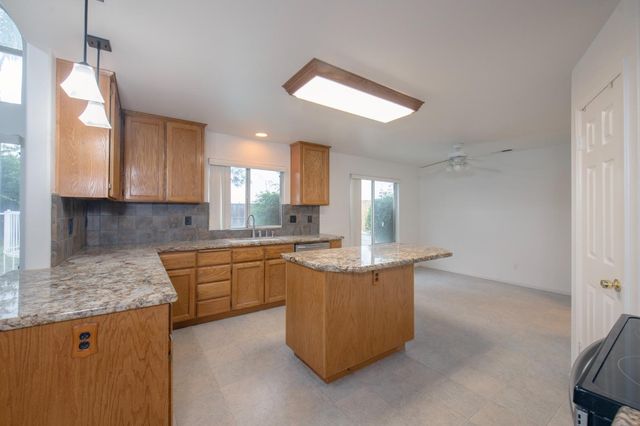 5314 W Ramona Avenue, Fresno, CA 93722