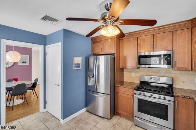 245 Leeham Ave, Bridgewater Twp., NJ 08807