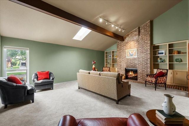 2119 Willow Dell Drive, Seabrook, TX 77586