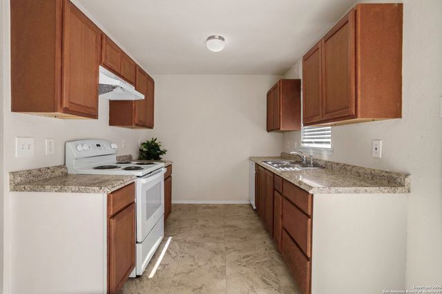 5202 Sachem, San Antonio, TX 78242
