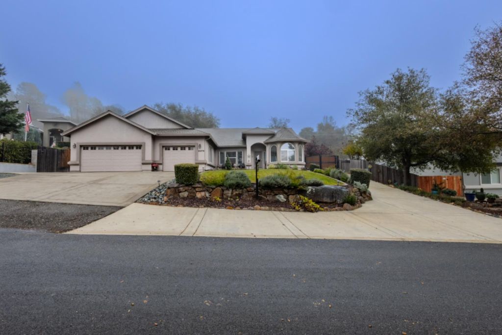 3374 Sage Dr, Cameron Park, CA 95682