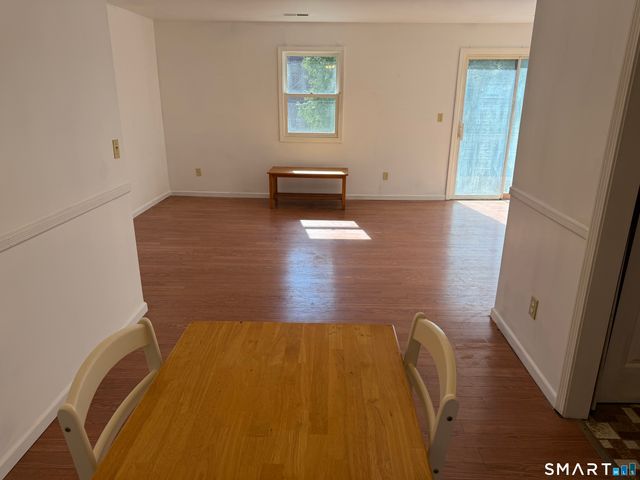 335 Glendale Avenue G11, Bridgeport, CT 06606