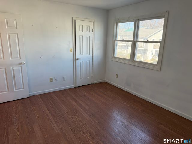 335 Glendale Avenue G11, Bridgeport, CT 06606