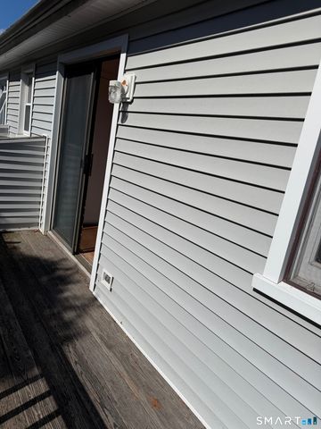 335 Glendale Avenue G11, Bridgeport, CT 06606