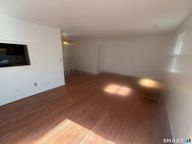 335 Glendale Avenue G11, Bridgeport, CT 06606