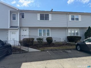 335 Glendale Avenue G11, Bridgeport, CT 06606