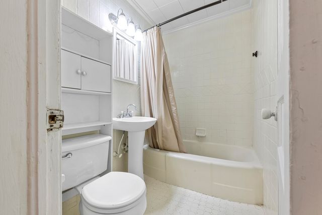 324 Dixie Street, Crestview, FL 32536