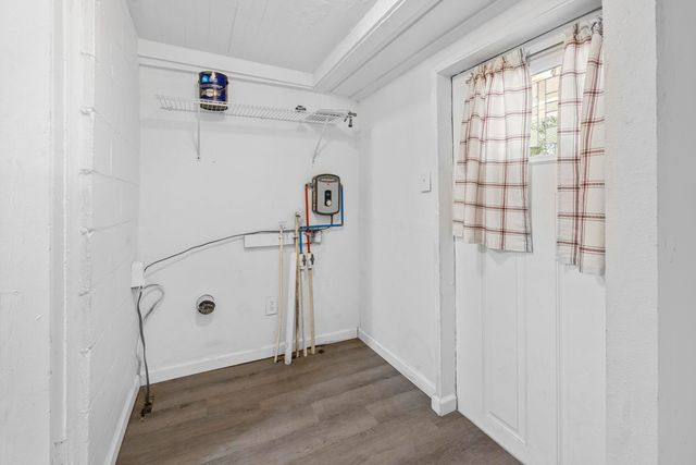 324 Dixie Street, Crestview, FL 32536