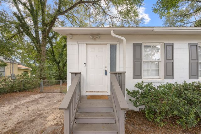 324 Dixie Street, Crestview, FL 32536