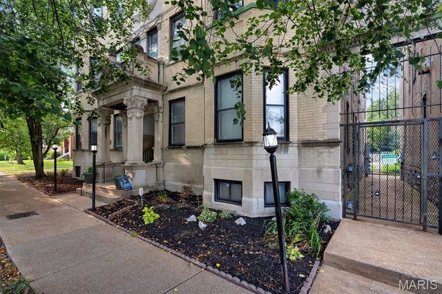 4309 Maryland Avenue 10B, St Louis, MO 63108