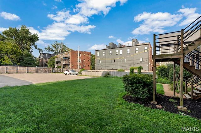 4309 Maryland Avenue 10B, St Louis, MO 63108