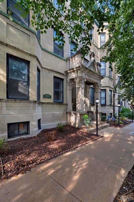 4309 Maryland Avenue 10B, St Louis, MO 63108