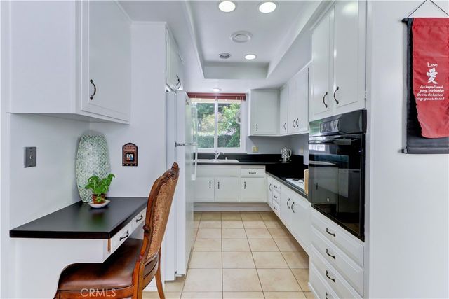 30 Calle Aragon E, Laguna Woods, CA 92637