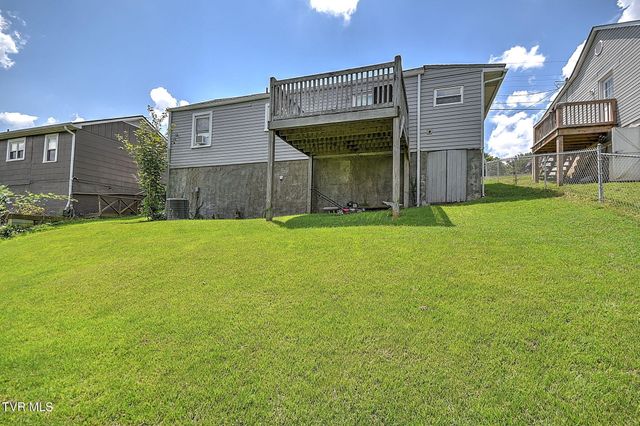1620 Highpoint Avenue, Kingsport, TN 37665