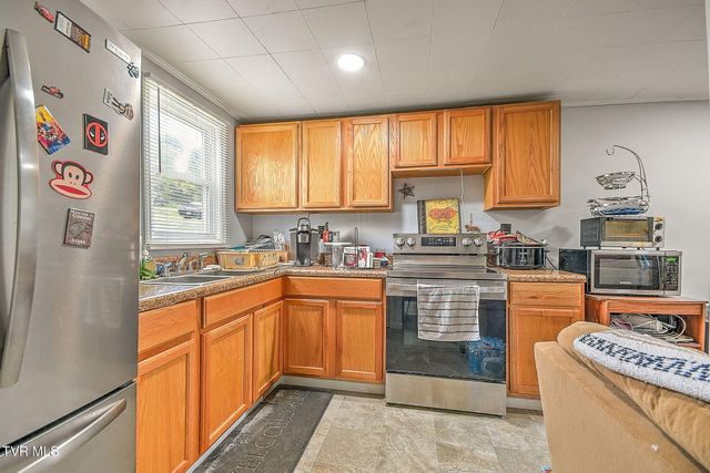 1620 Highpoint Avenue, Kingsport, TN 37665