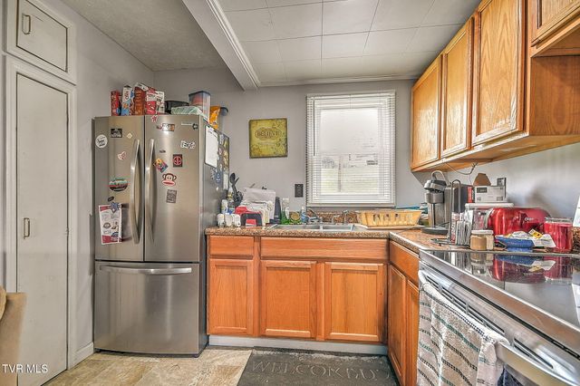 1620 Highpoint Avenue, Kingsport, TN 37665