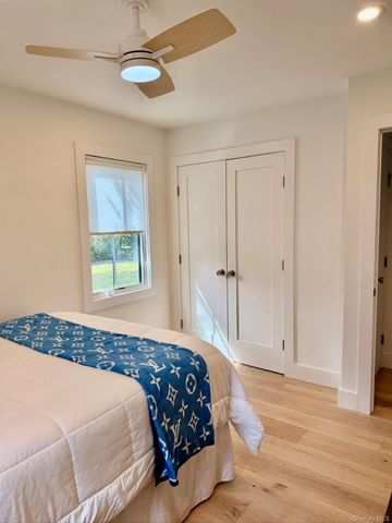 28 Alanson Lane, Hampton Bays, NY 11946