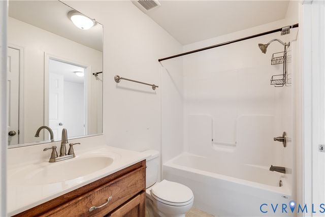 4102 Kenneth Dr, North Dinwiddie, VA 23803