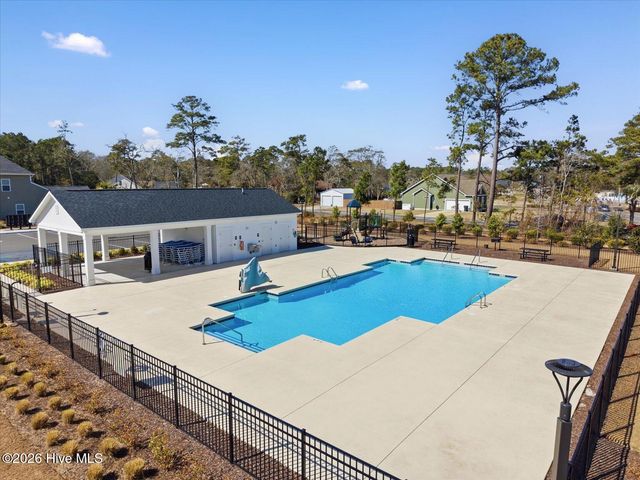 9152 Island Shore Avenue, Calabash, NC 28467