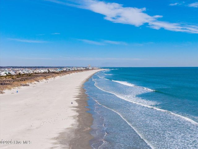 9152 Island Shore Avenue, Calabash, NC 28467