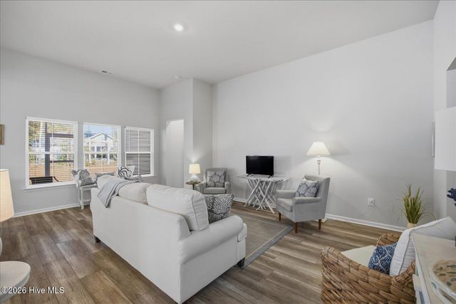 9152 Island Shore Avenue, Calabash, NC 28467