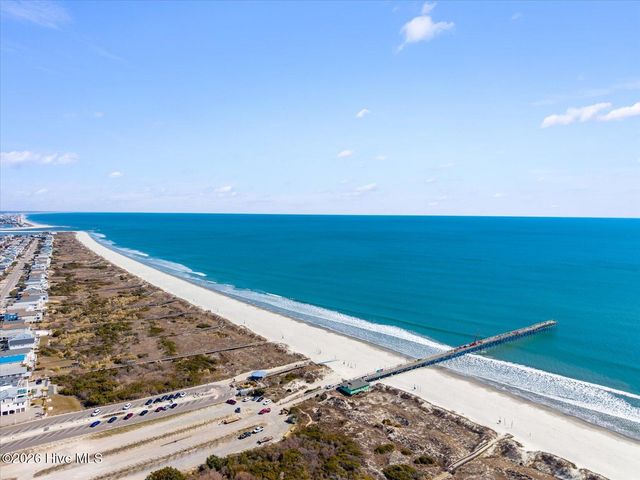 9152 Island Shore Avenue, Calabash, NC 28467