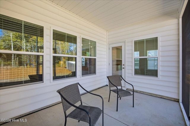 9152 Island Shore Avenue, Calabash, NC 28467