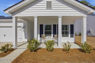 9152 Island Shore Avenue, Calabash, NC 28467