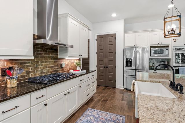248 Fire Sky Road, Huntsville, TX 77340
