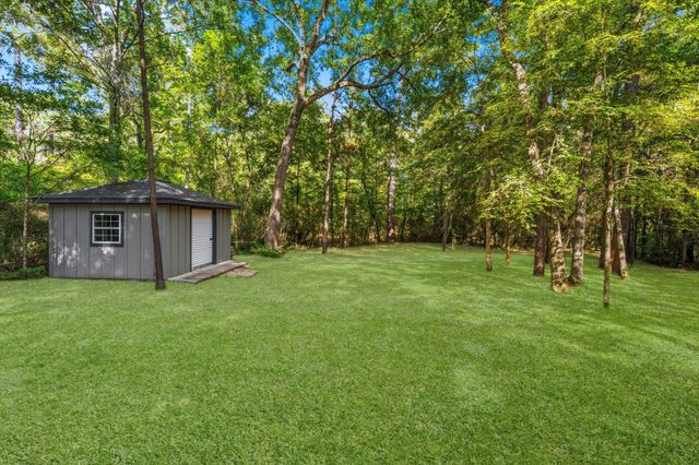 248 Fire Sky Road, Huntsville, TX 77340