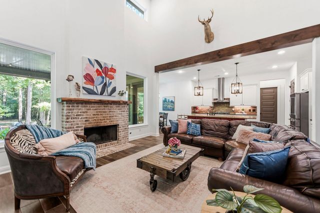 248 Fire Sky Road, Huntsville, TX 77340