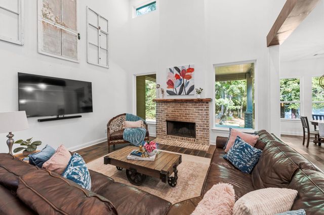 248 Fire Sky Road, Huntsville, TX 77340