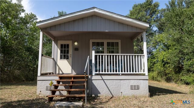 1400 Seminole Trail, Dale, TX 78616
