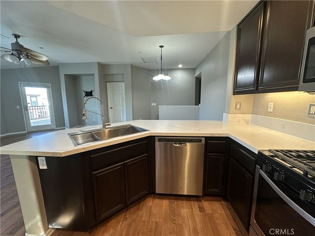 25190 Crest Haven Street 2, Murrieta, CA 92562