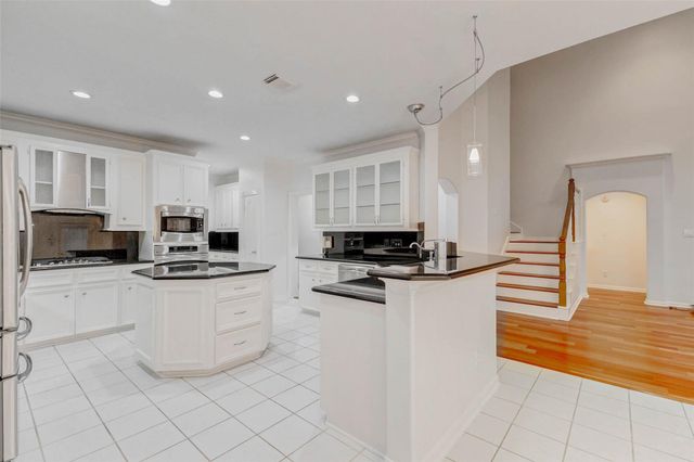 2023 Foreland Drive, Houston, TX 77077