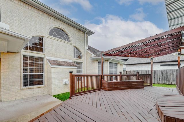 2023 Foreland Drive, Houston, TX 77077