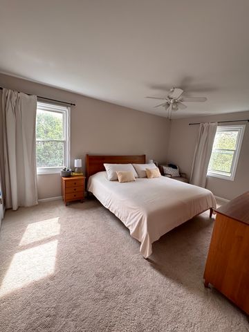 1332 Culpepper Drive, Naperville, IL 60540